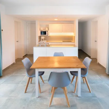 Apartamentos Playamar-2